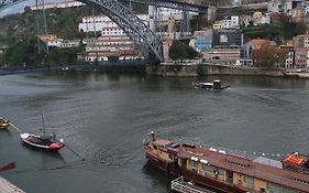Apartamentos Sobre O Douro