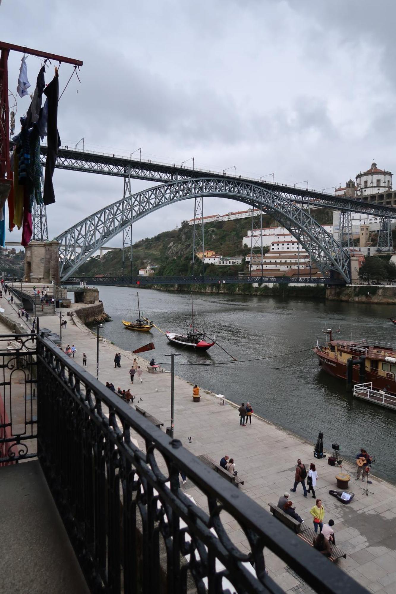 Apartamentos Sobre O Douro Porto Exterior photo
