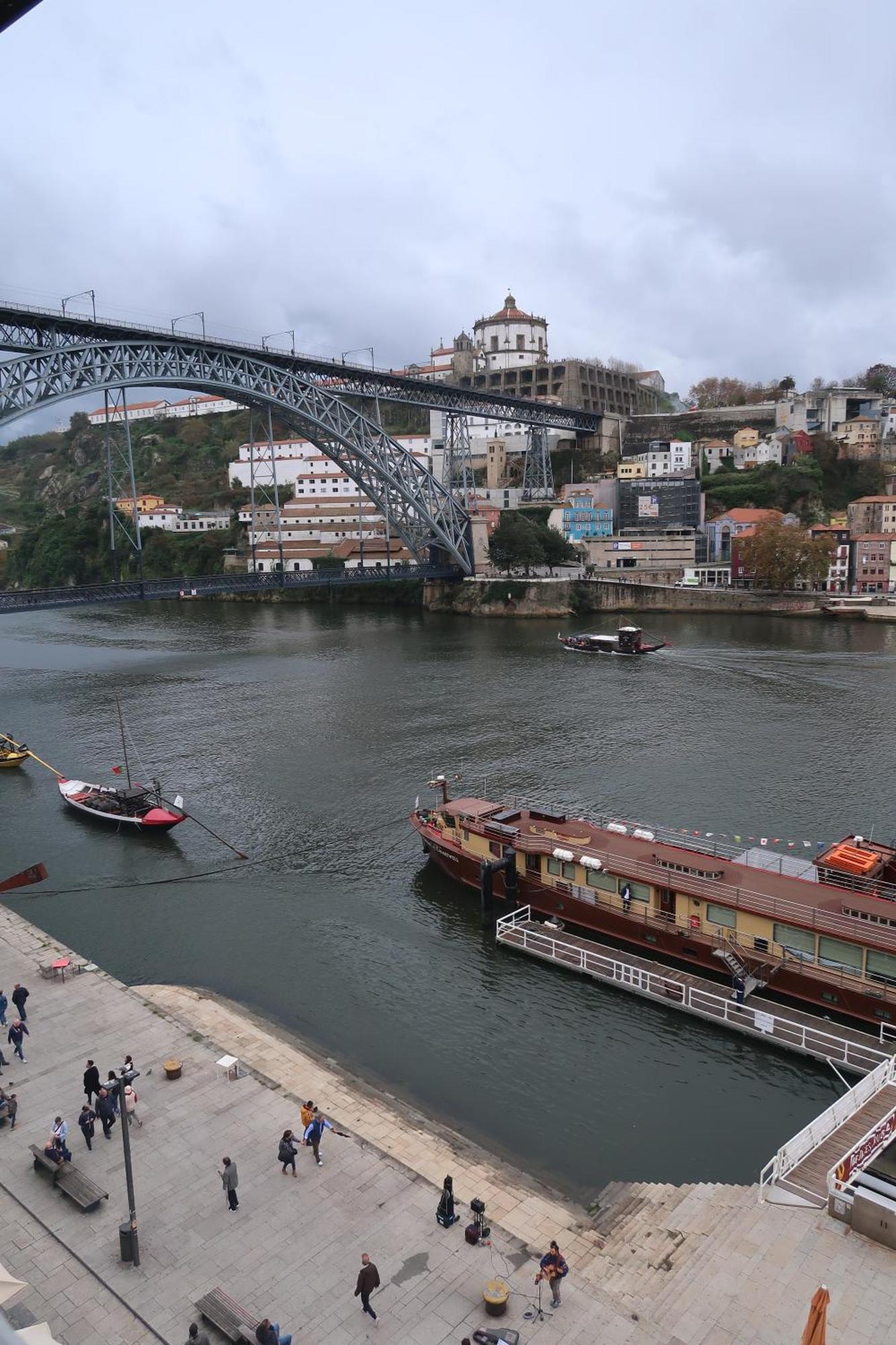 Apartamentos Sobre O Douro Porto Exterior photo