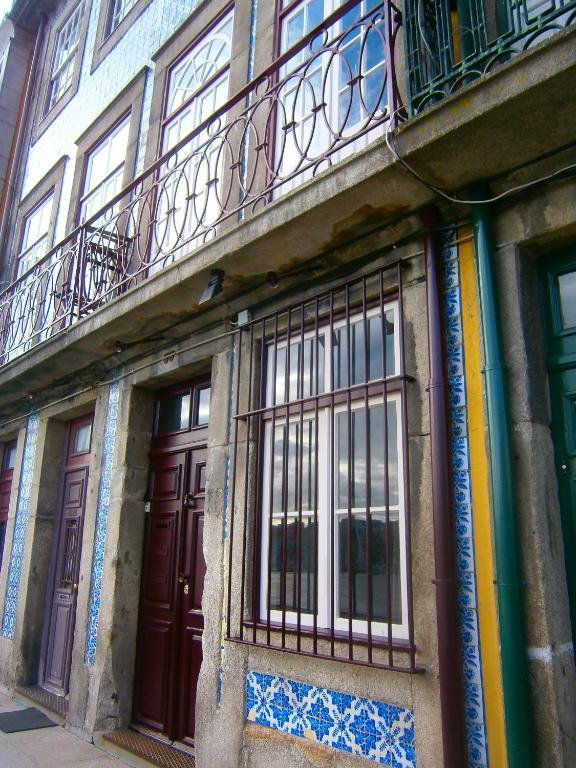 Apartamentos Sobre O Douro Porto Exterior photo